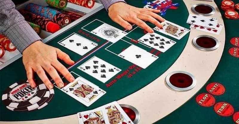 Cách chơi Poker Texas Holdem mới nhất